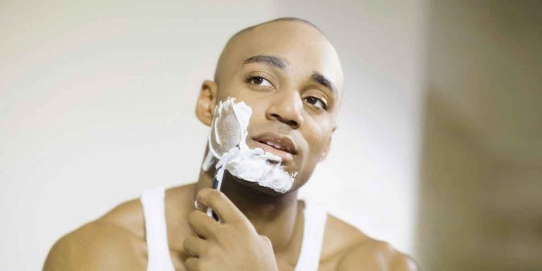 Men’s Shaving: Stop with a DIY Job